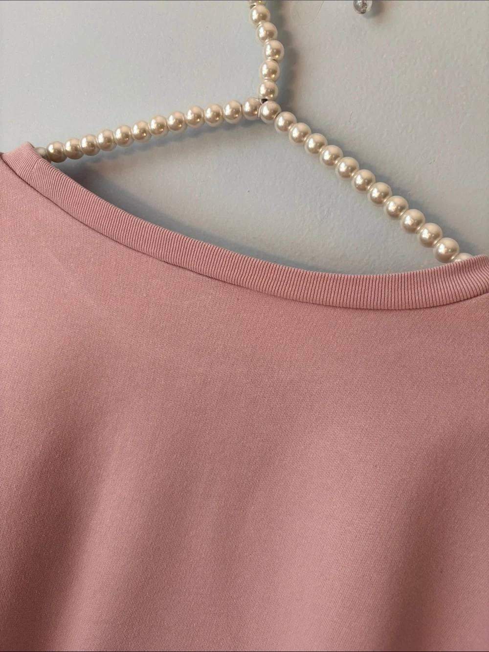GAP Dusty Rose Sweatshirt with Gold Logo - Picture 5 of 6